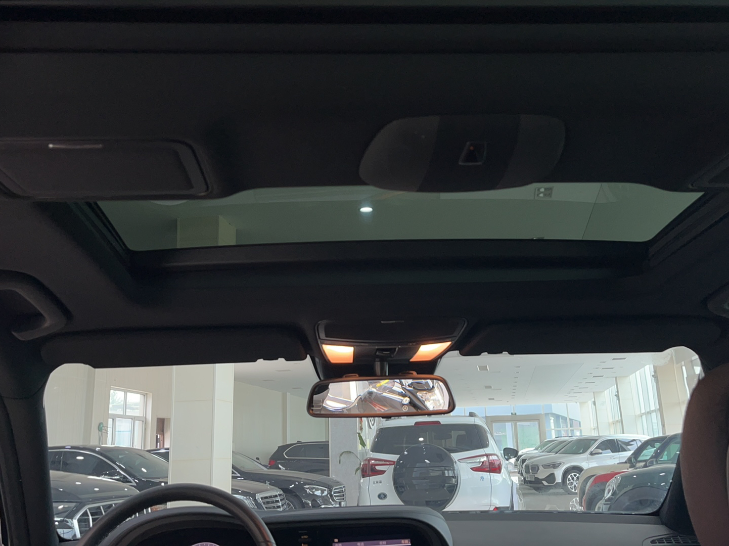 奔驰S级 2012款 S 300 L 商务型 Grand Edition(进口)