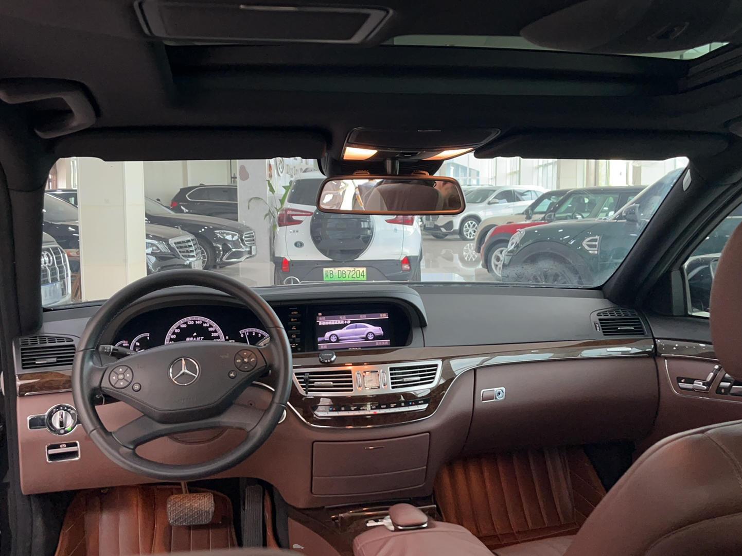 奔驰S级 2012款 S 300 L 商务型 Grand Edition(进口)