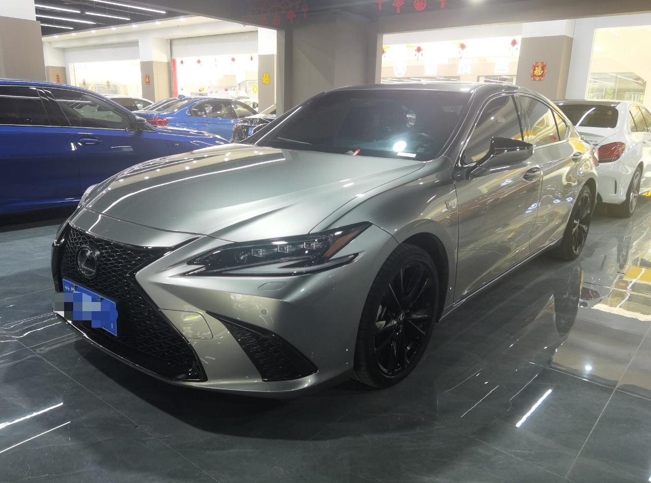 雷克萨斯ES 2021款 260 F SPORT