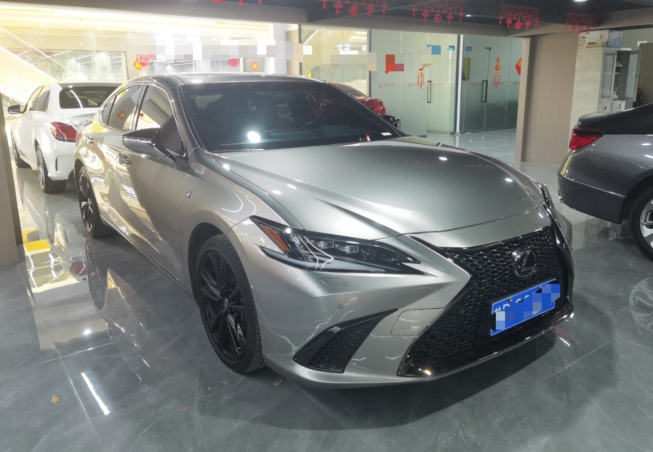 雷克萨斯ES 2021款 260 F SPORT