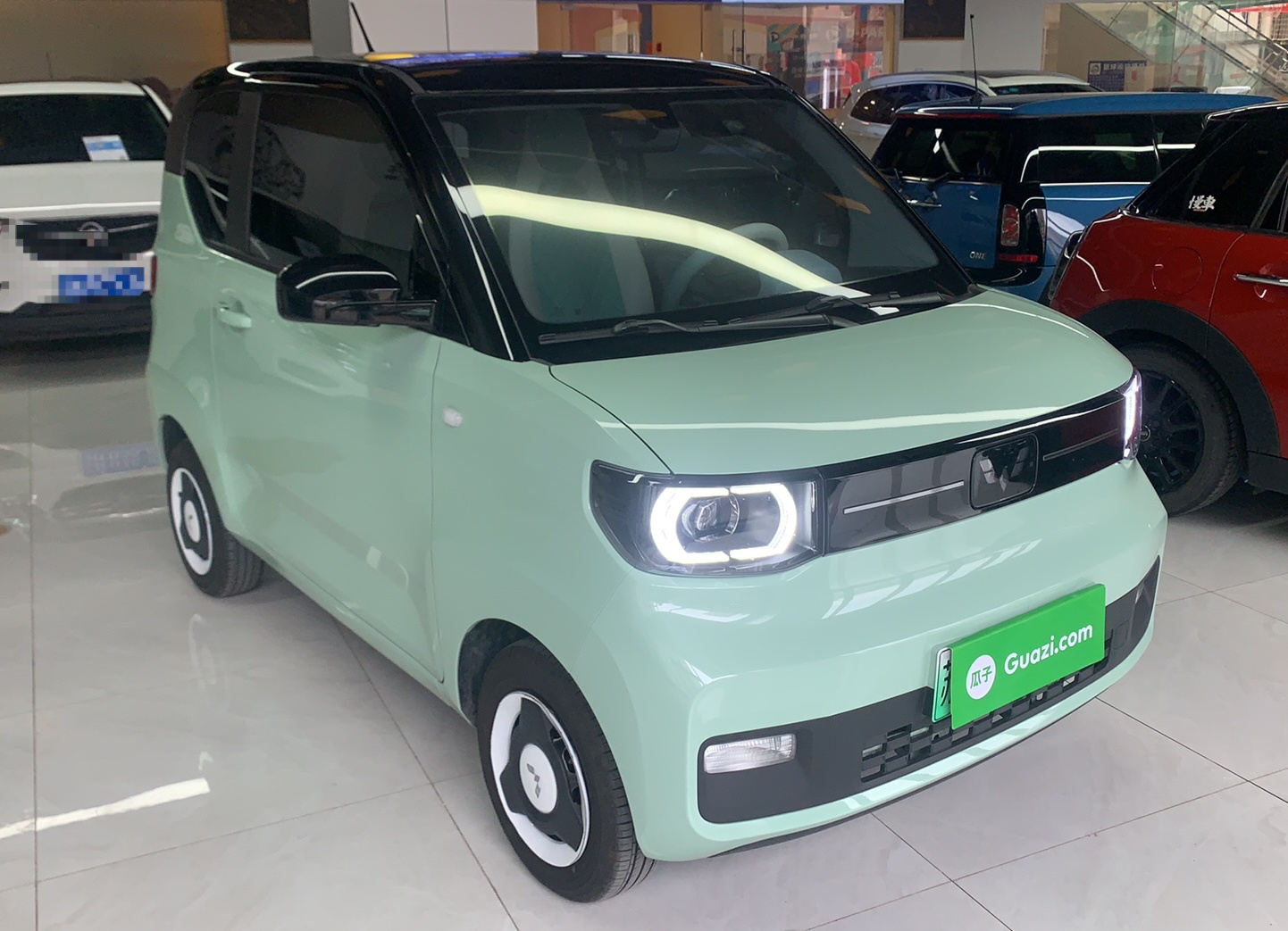 五菱汽车 宏光MINI EV 2022款 马卡龙臻享款 磷酸铁锂