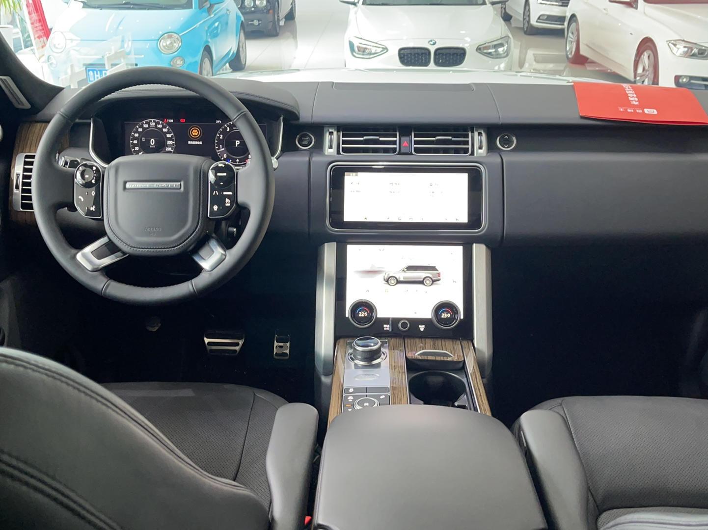 路虎 揽胜 2018款 3.0 V6 SC Vogue 传世版(进口)