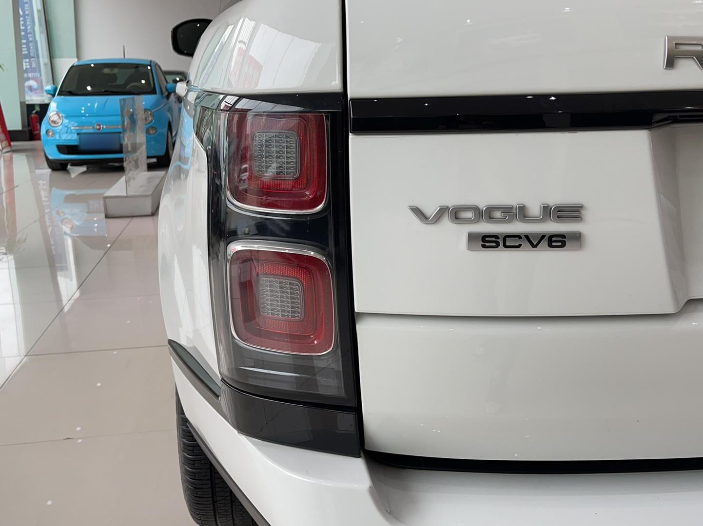 路虎 揽胜 2018款 3.0 V6 SC Vogue 传世版(进口)