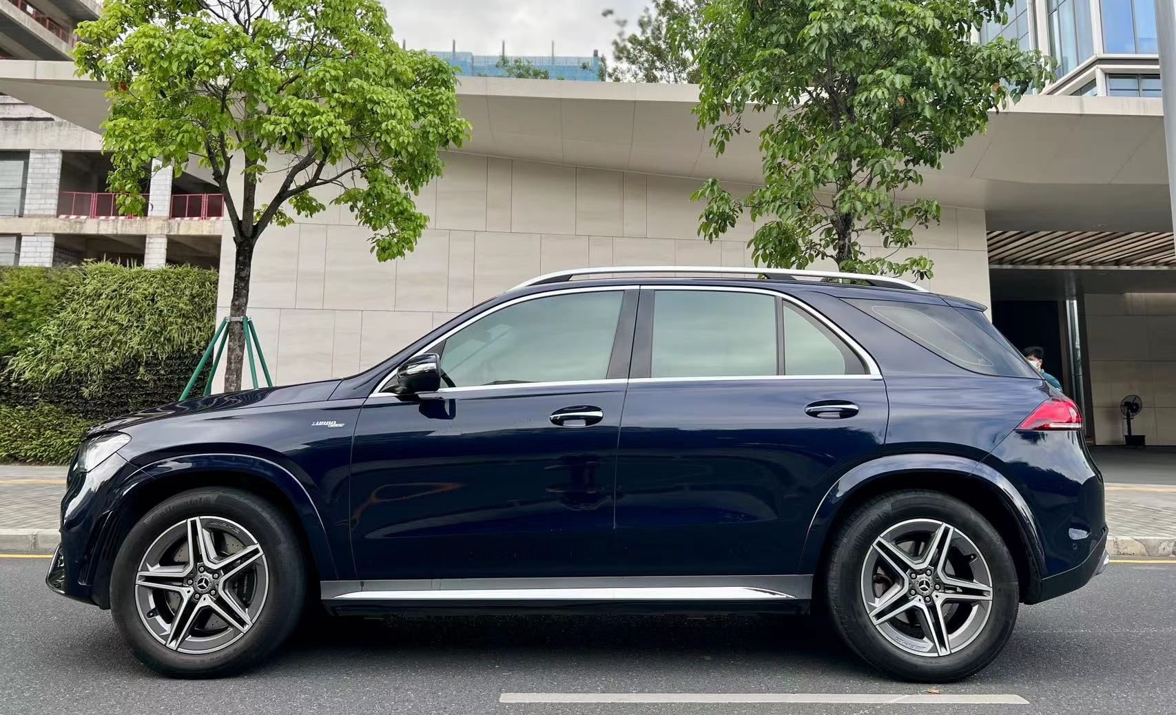 奔驰GLE级 2020款 GLE 450 4MATIC 时尚型(进口)