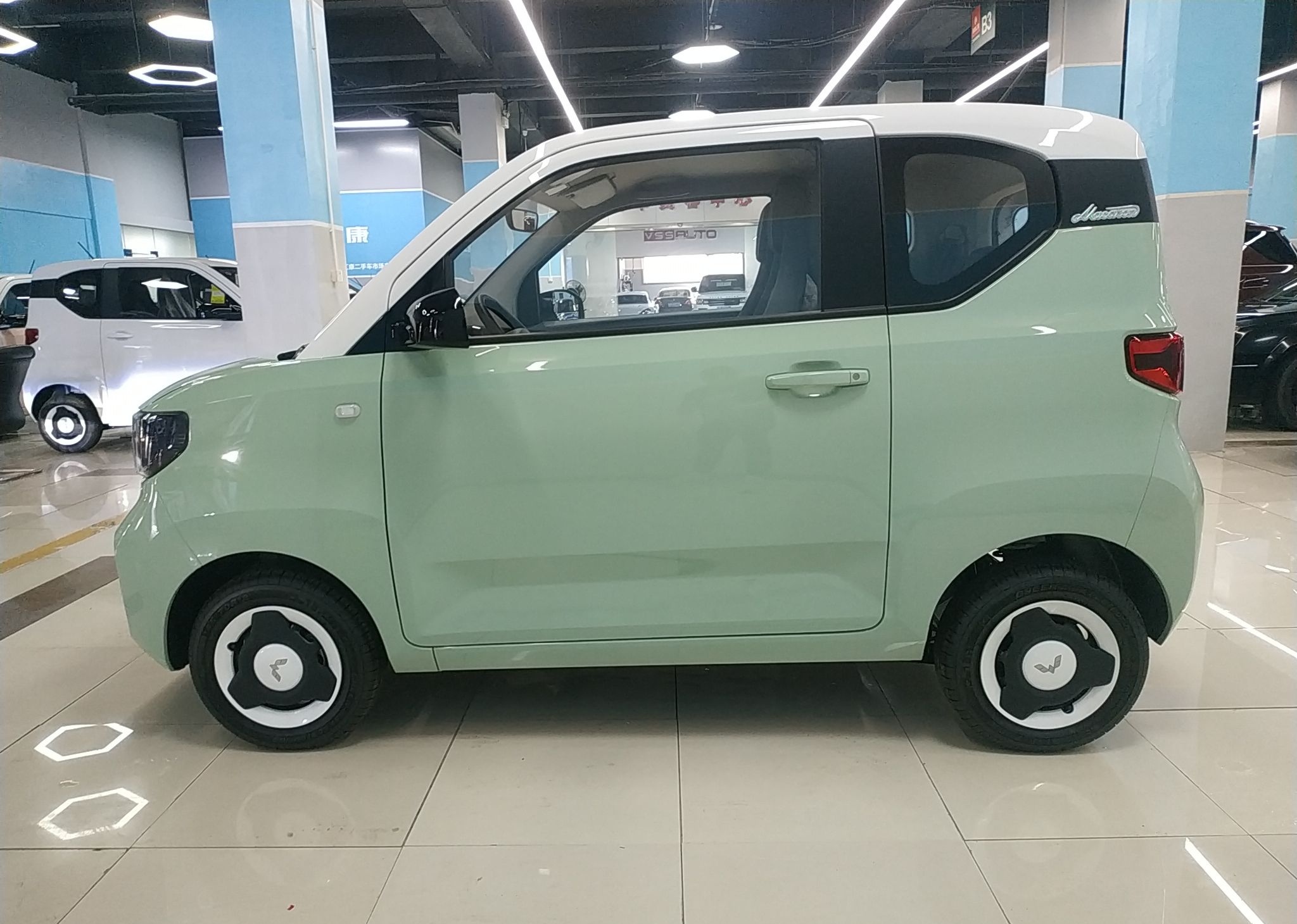 五菱汽车 宏光MINI EV 2022款 马卡龙臻享款 磷酸铁锂