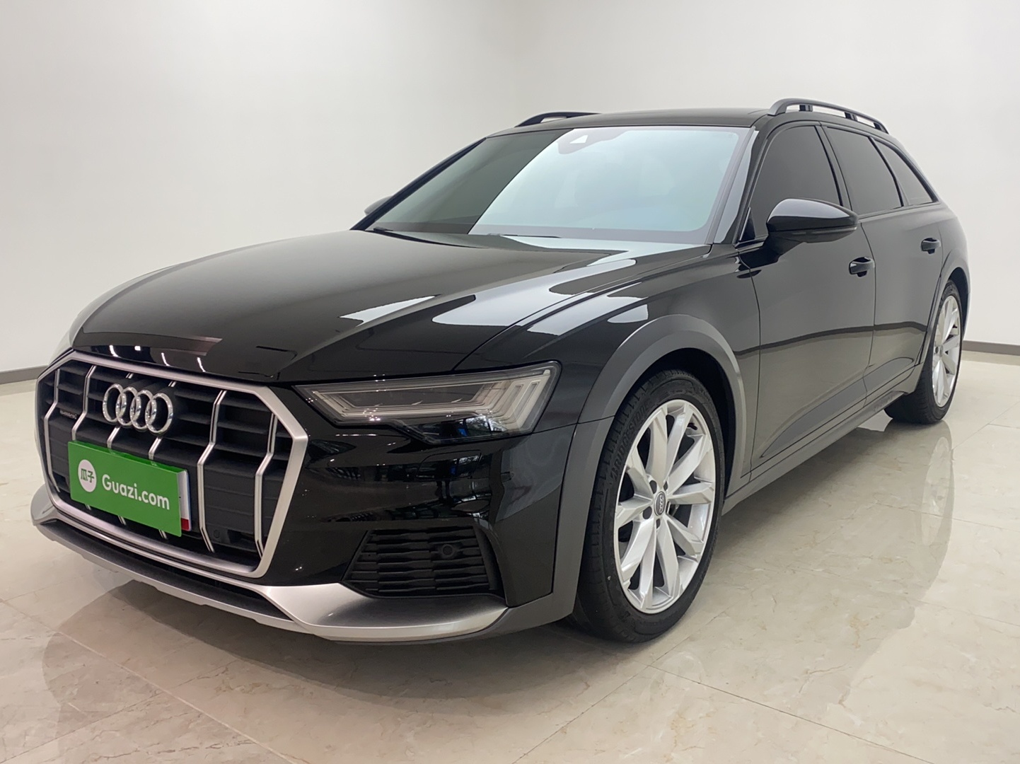 奥迪A6 2020款 Allroad 探索家 55 TFSI 尊享越野型(进口)