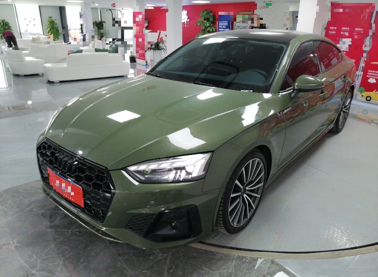 奥迪A5 2021款 Sportback 40 TFSI quattro 豪华动感型(进口)