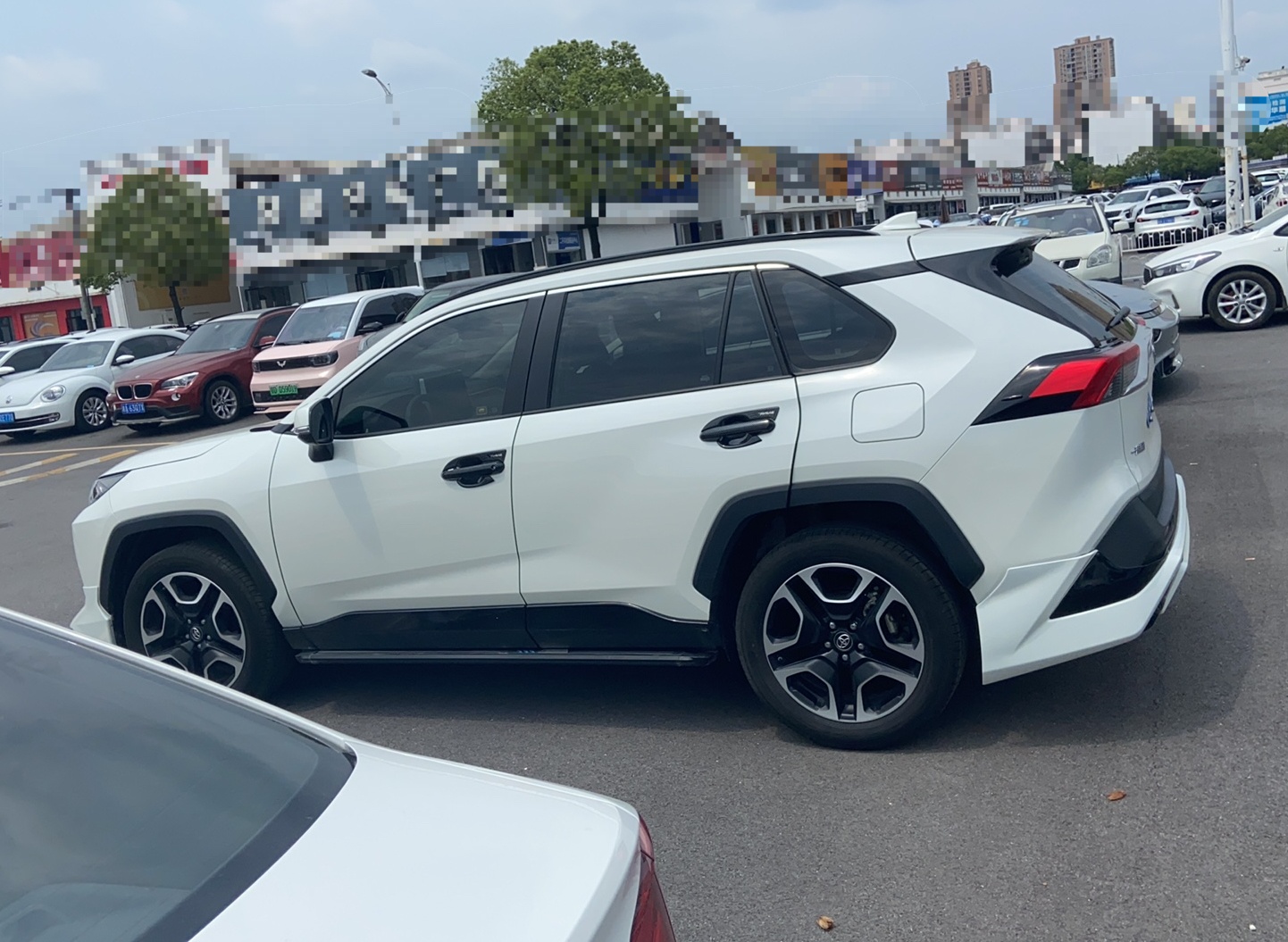 丰田 RAV4 2020款 2.0L CVT两驱尊贵版