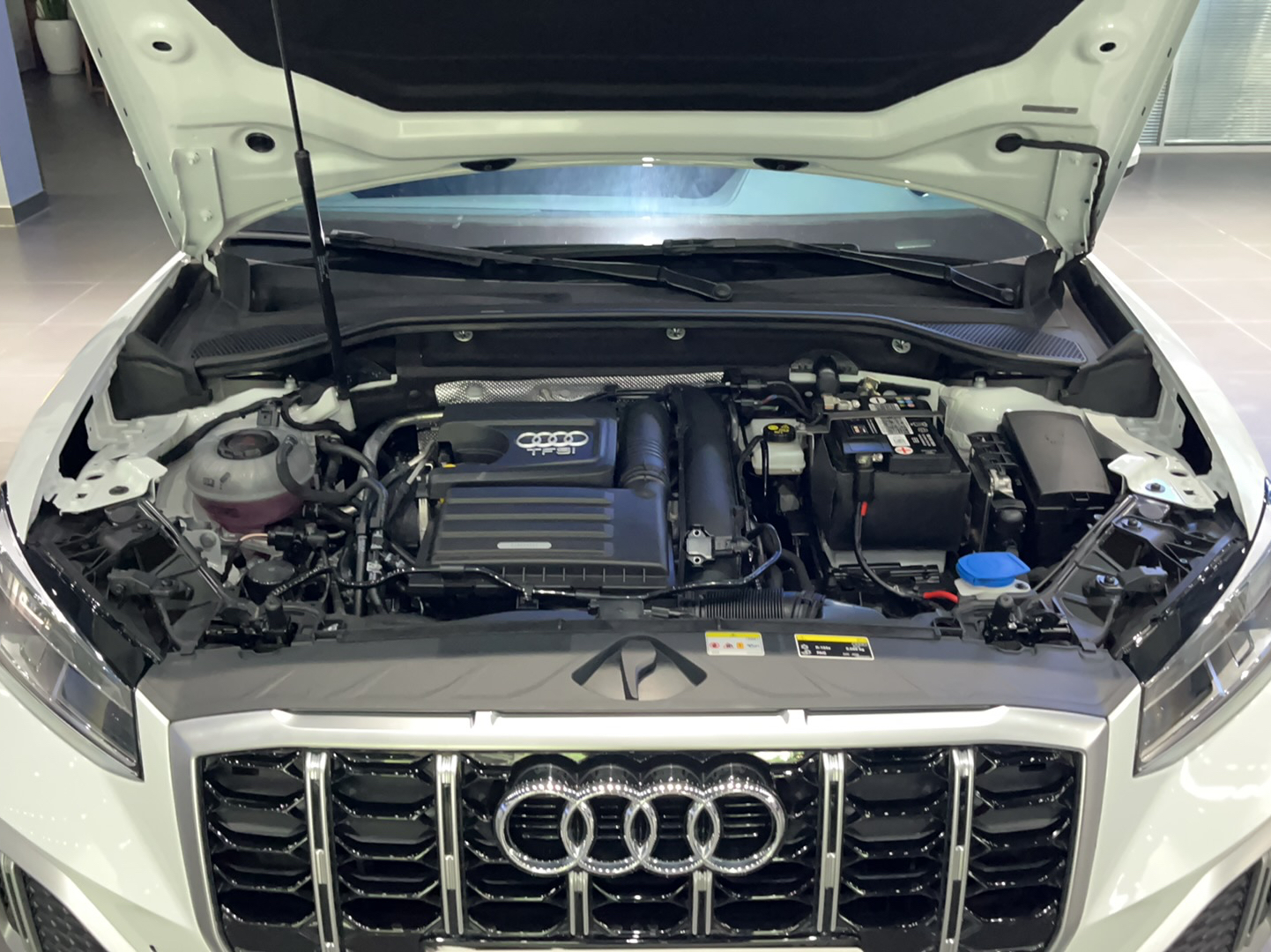 奥迪Q2L 2022款 35 TFSI 时尚致雅型