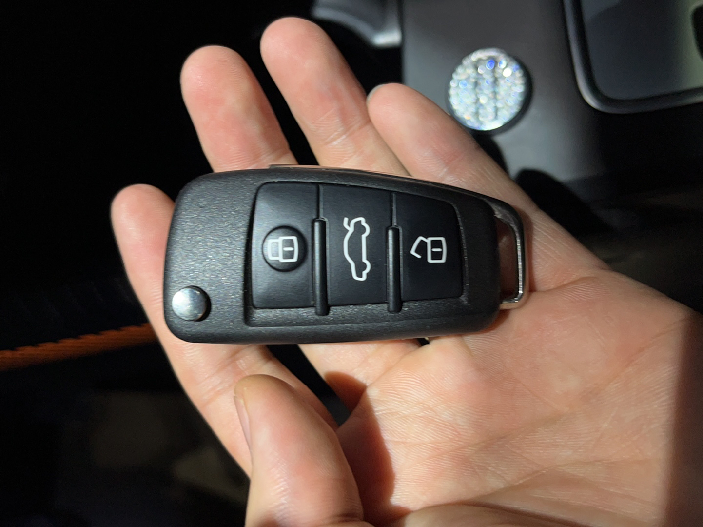 奥迪Q2L 2022款 35 TFSI 时尚致雅型