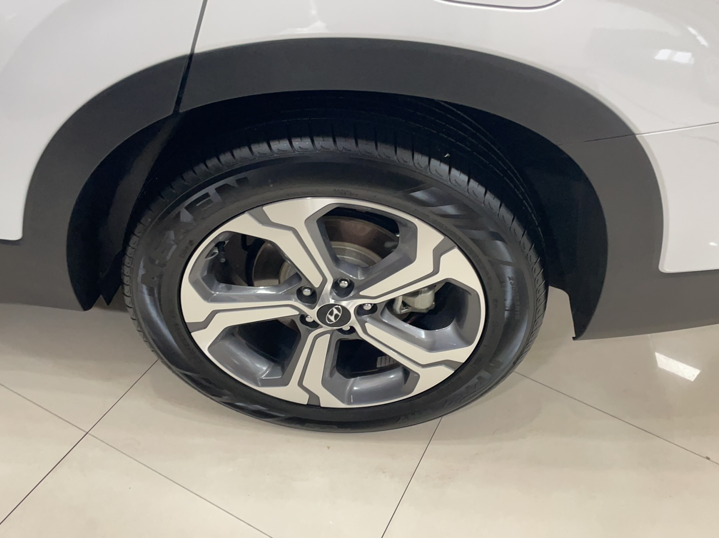 现代 全新胜达 2020款 380 TGDi GLS 自动两驱豪华版