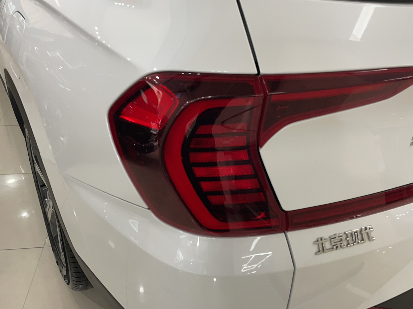 现代 全新胜达 2020款 380 TGDi GLS 自动两驱豪华版