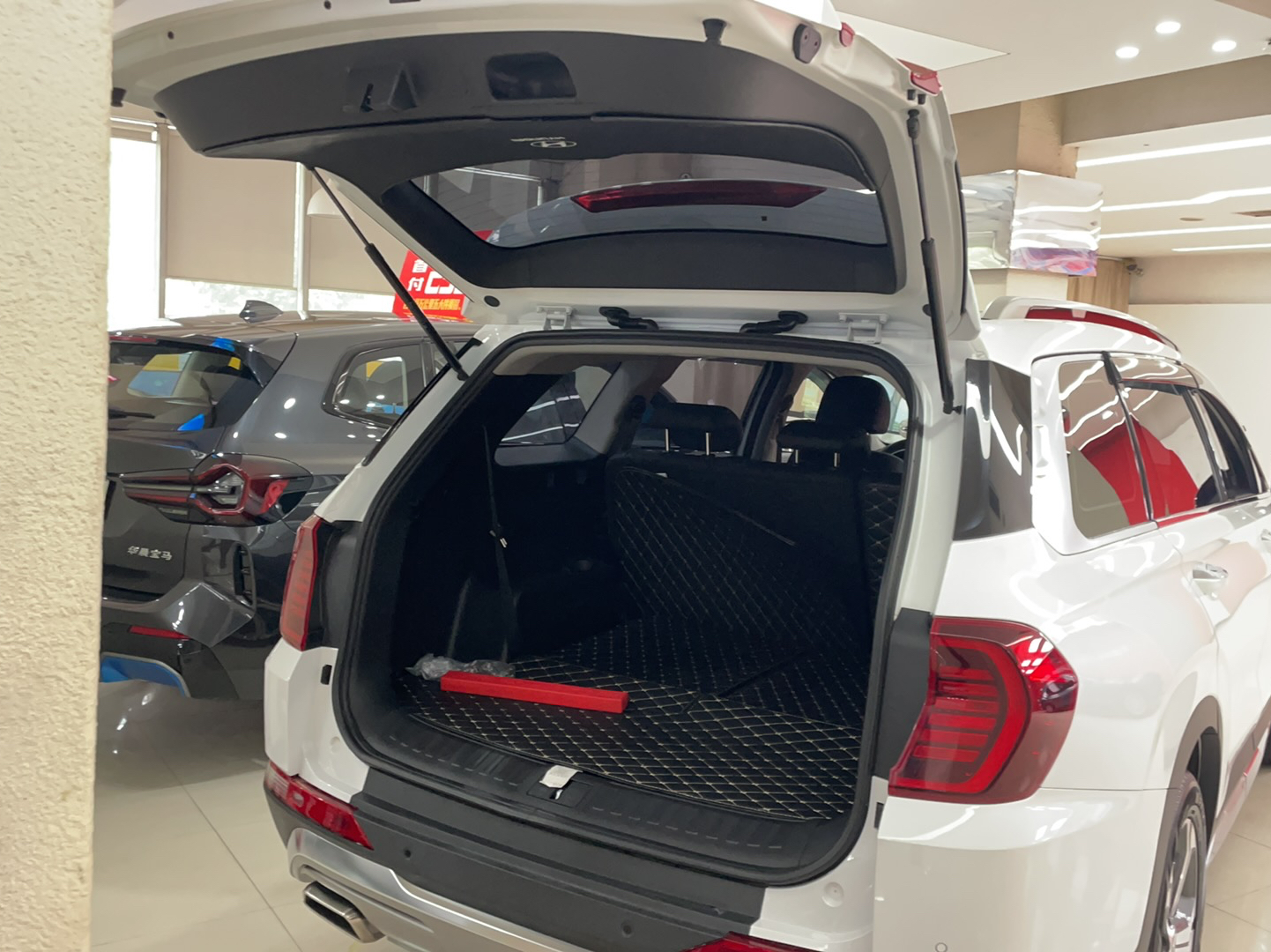 现代 全新胜达 2020款 380 TGDi GLS 自动两驱豪华版