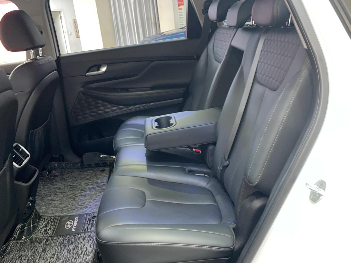 现代 全新胜达 2020款 380 TGDi GLS 自动两驱豪华版