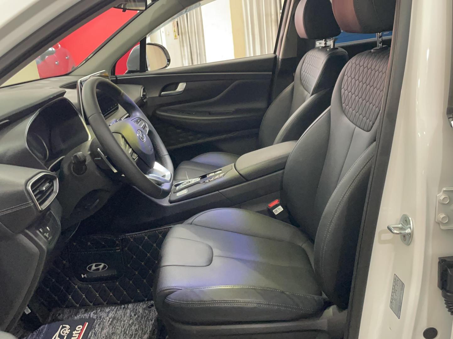 现代 全新胜达 2020款 380 TGDi GLS 自动两驱豪华版