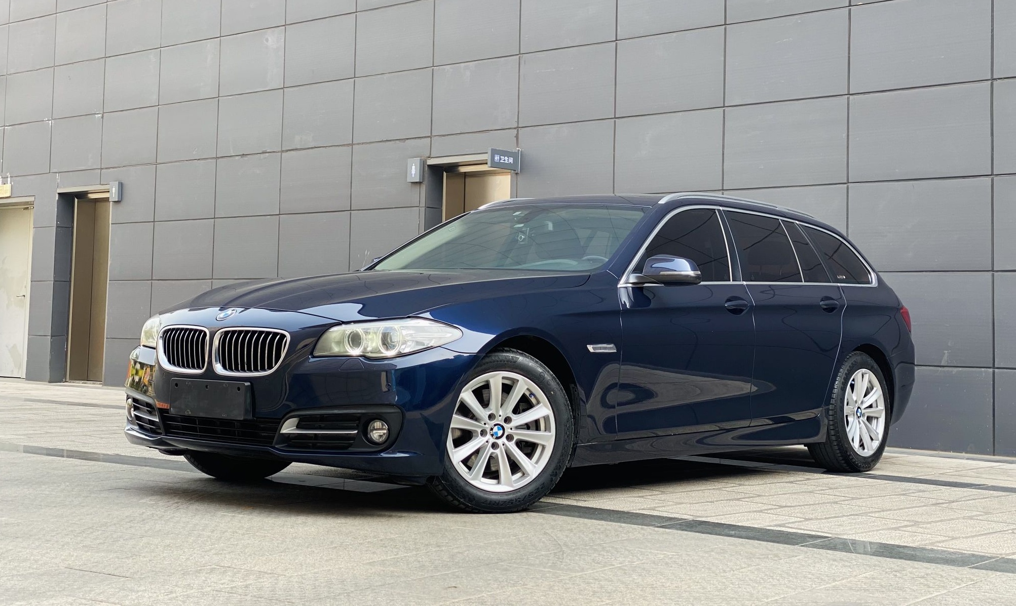 宝马5系 2014款 520i 旅行版(进口)