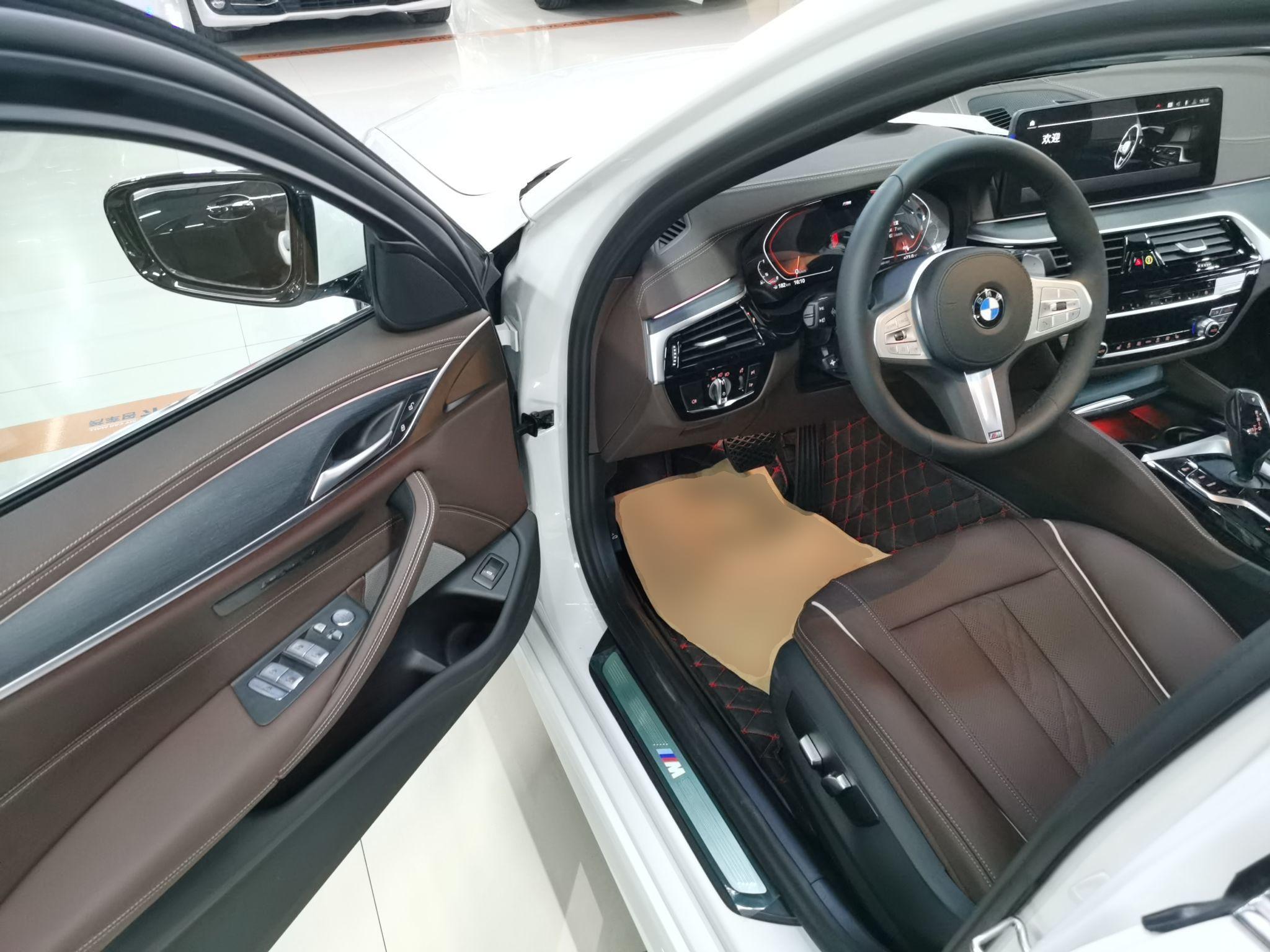 宝马5系 2023款 530Li 领先型 M运动套装