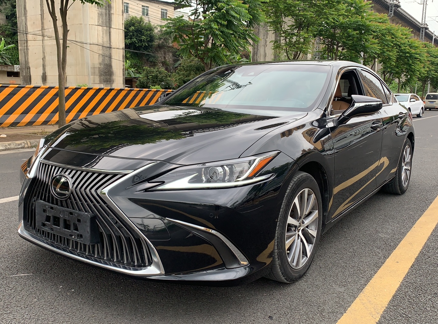 雷克萨斯ES 2020款 260 卓越版