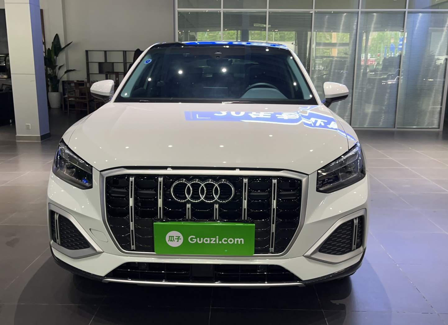 奥迪Q2L 2022款 35 TFSI 时尚致雅型