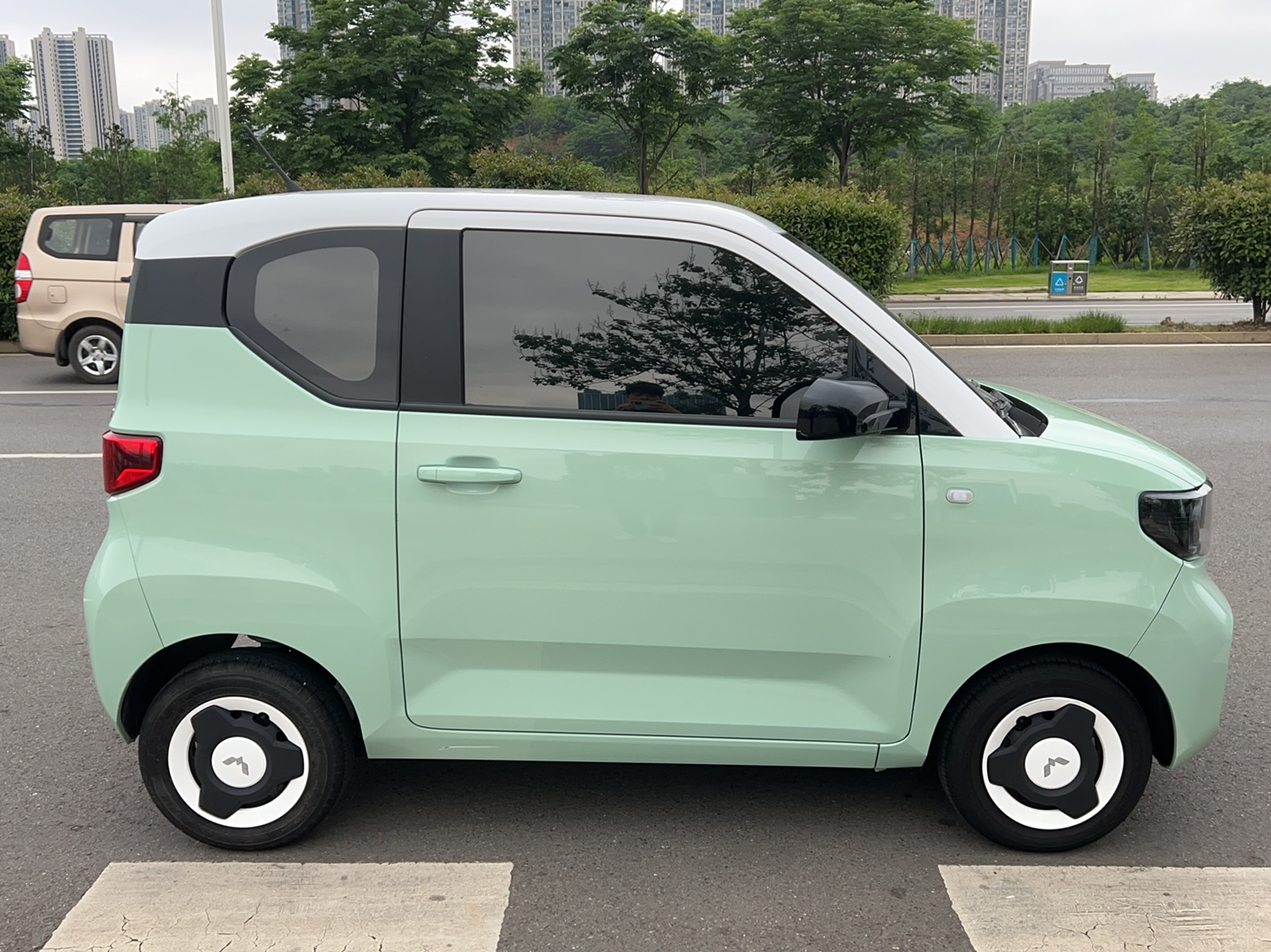 五菱汽车 宏光MINI EV 2021款 马卡龙臻享款 三元锂