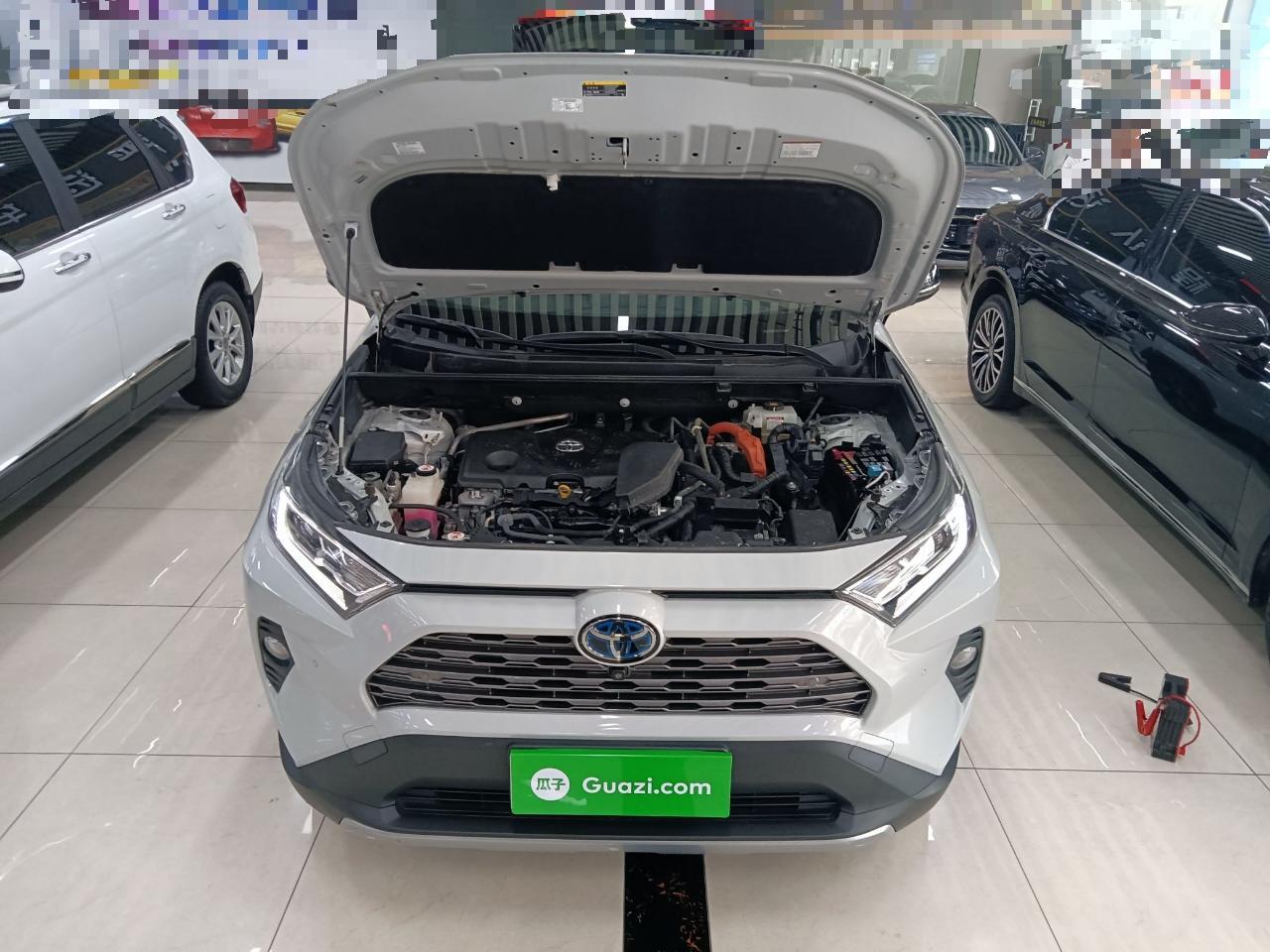 丰田 RAV4 2020款 双擎  2.5L CVT四驱旗舰版