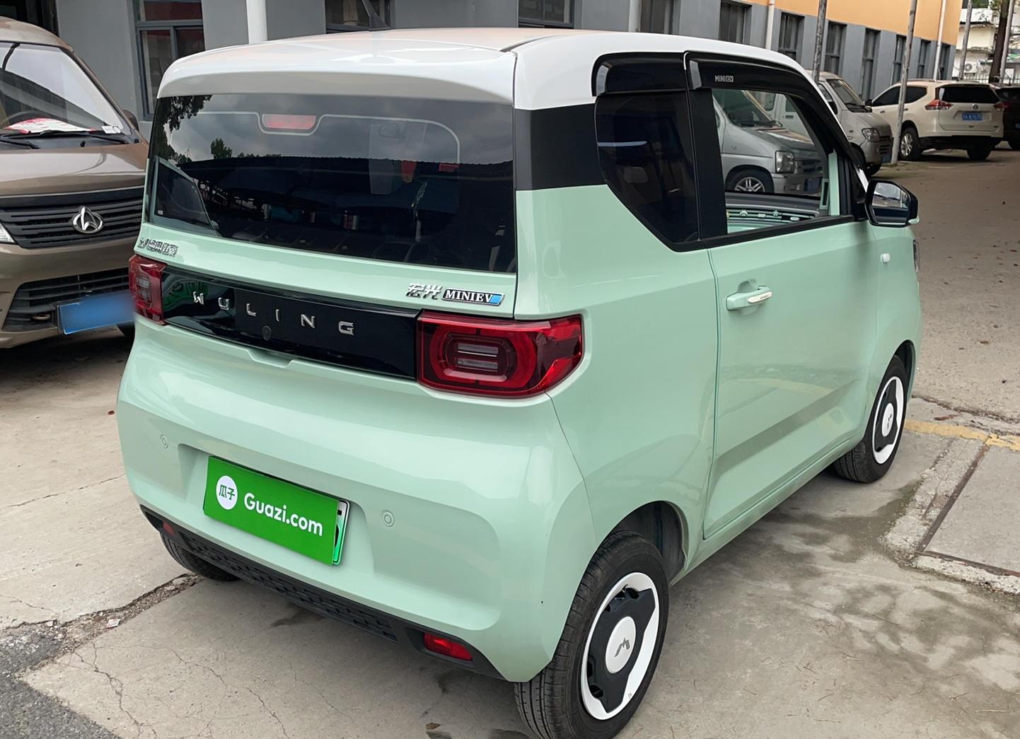 五菱汽车 宏光MINI EV 2022款 马卡龙臻享款 磷酸铁锂