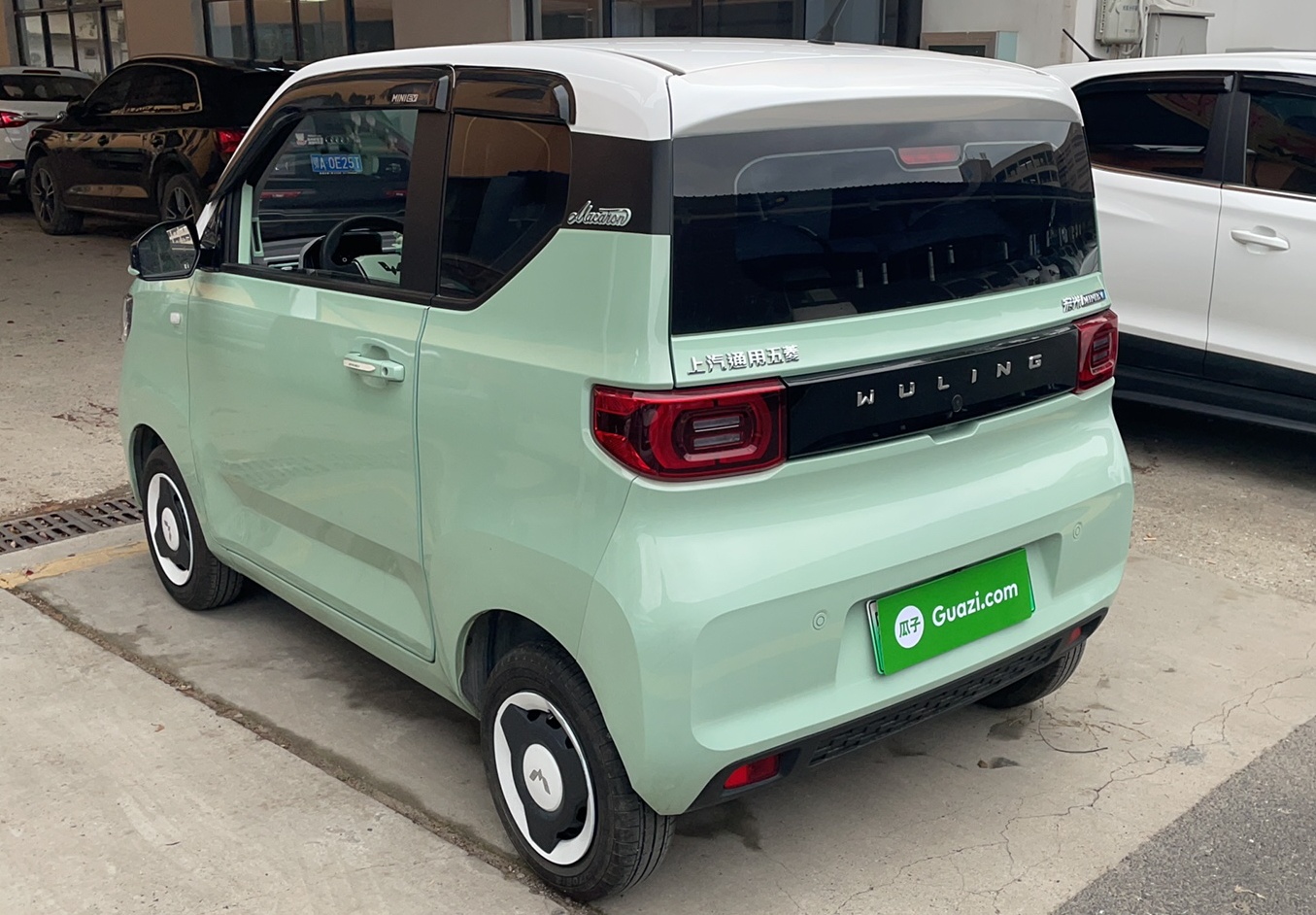 五菱汽车 宏光MINI EV 2022款 马卡龙臻享款 磷酸铁锂