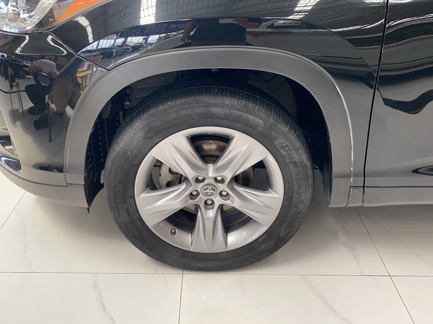 丰田 汉兰达 2018款 2.0T 四驱尊贵版 7座 国V