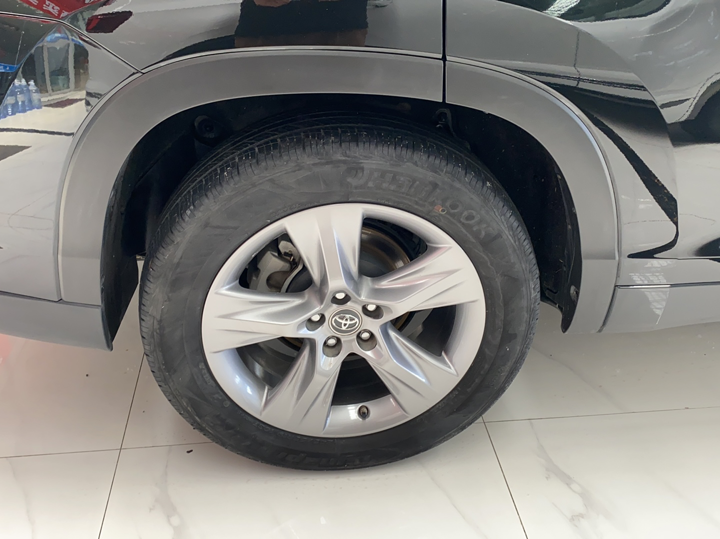 丰田 汉兰达 2018款 2.0T 四驱尊贵版 7座 国V