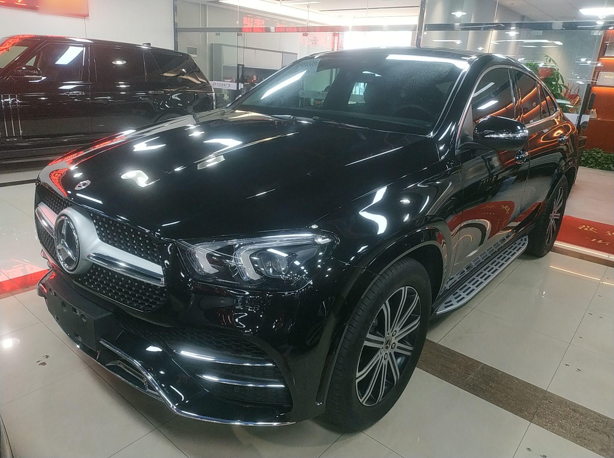 奔驰GLE级 2022款 GLE 350 4MATIC 轿跑SUV 时尚型(进口)