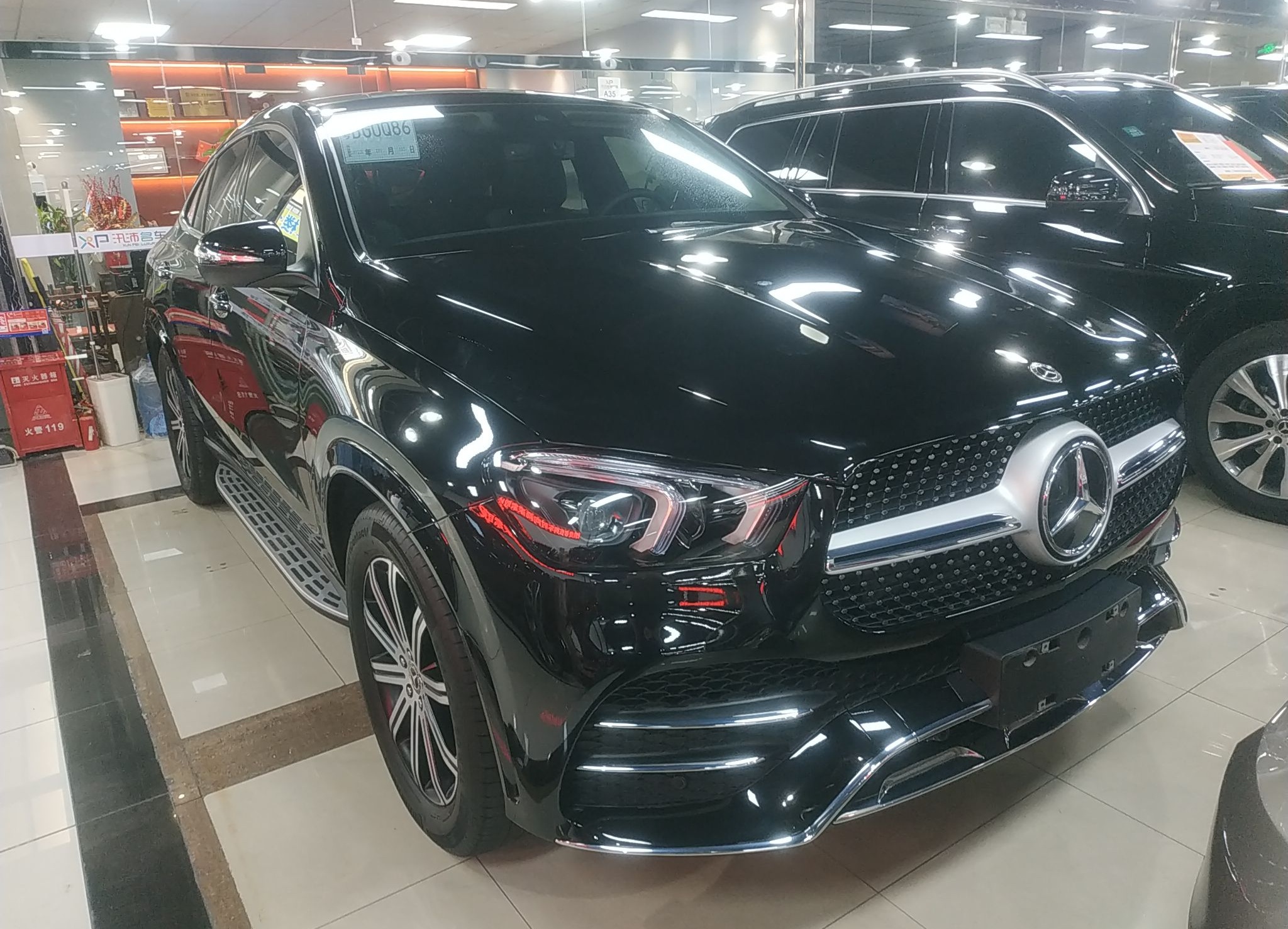 奔驰GLE级 2022款 GLE 350 4MATIC 轿跑SUV 时尚型(进口)