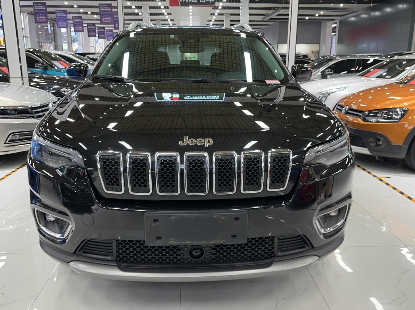 Jeep 自由光 2019款 2.0T 四驱探享版 自动驾驶智慧包 国V