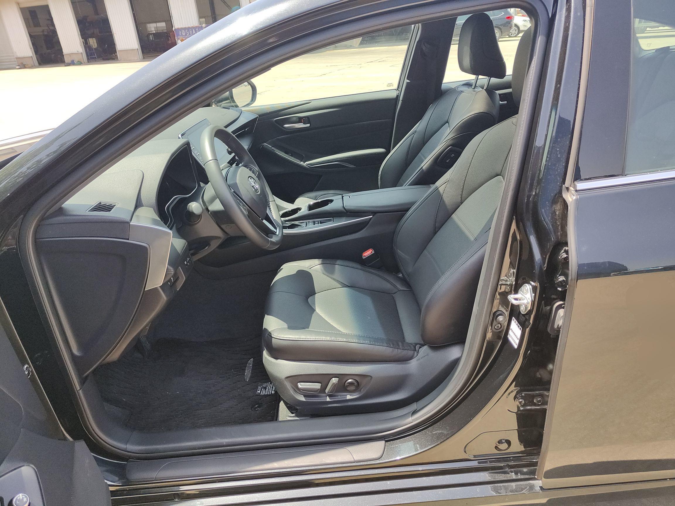 丰田 亚洲龙 2019款 双擎 2.5L 豪华版 国VI