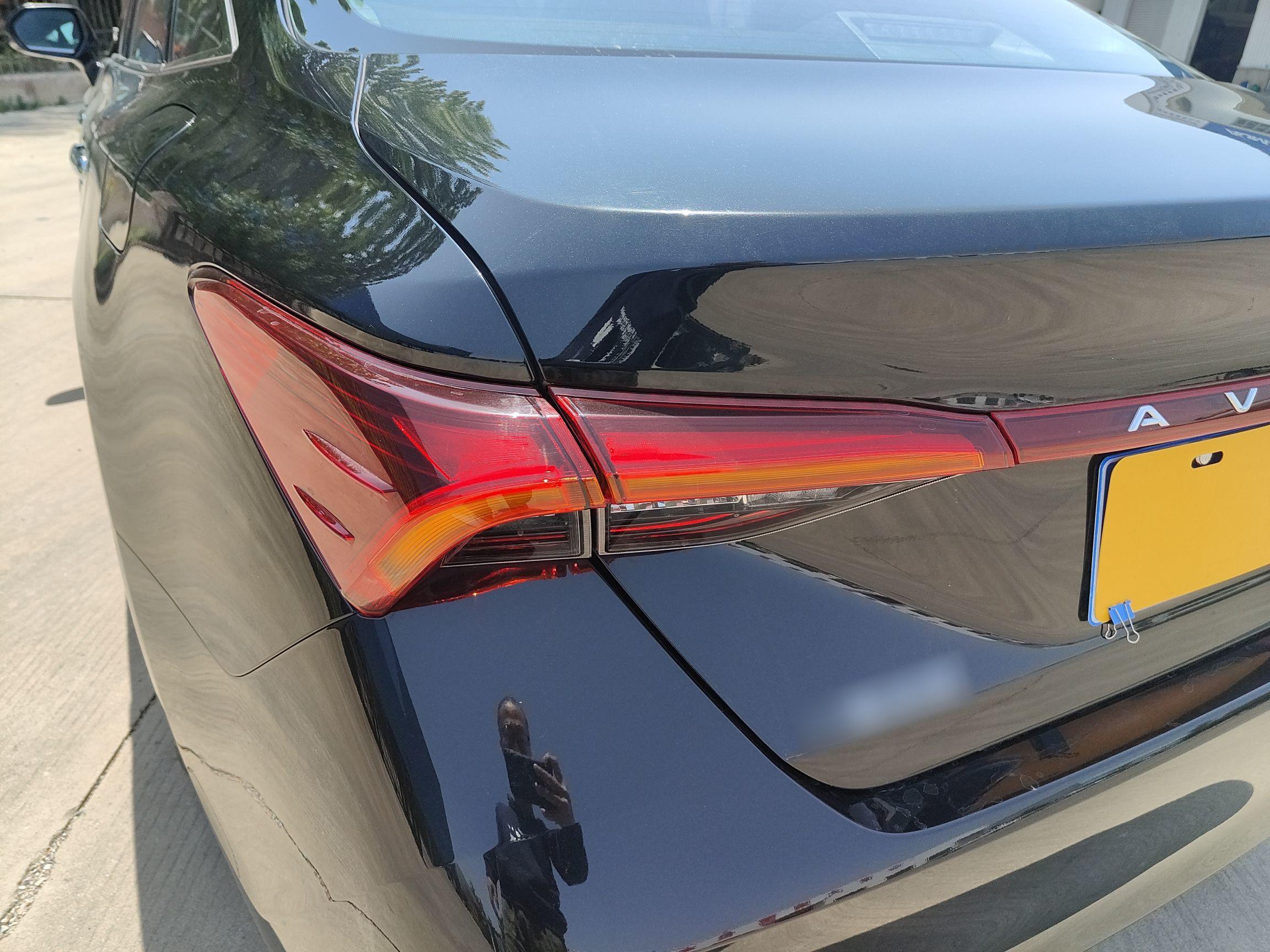 丰田 亚洲龙 2019款 双擎 2.5L 豪华版 国VI