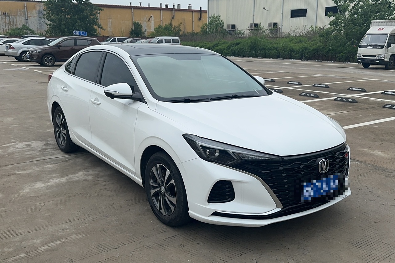 长安 逸动 2021款 PLUS 蓝鲸NE 1.4T GDI DCT尊贵型