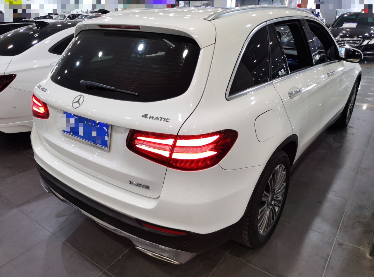 奔驰GLC级 2016款 GLC 260 4MATIC 动感型