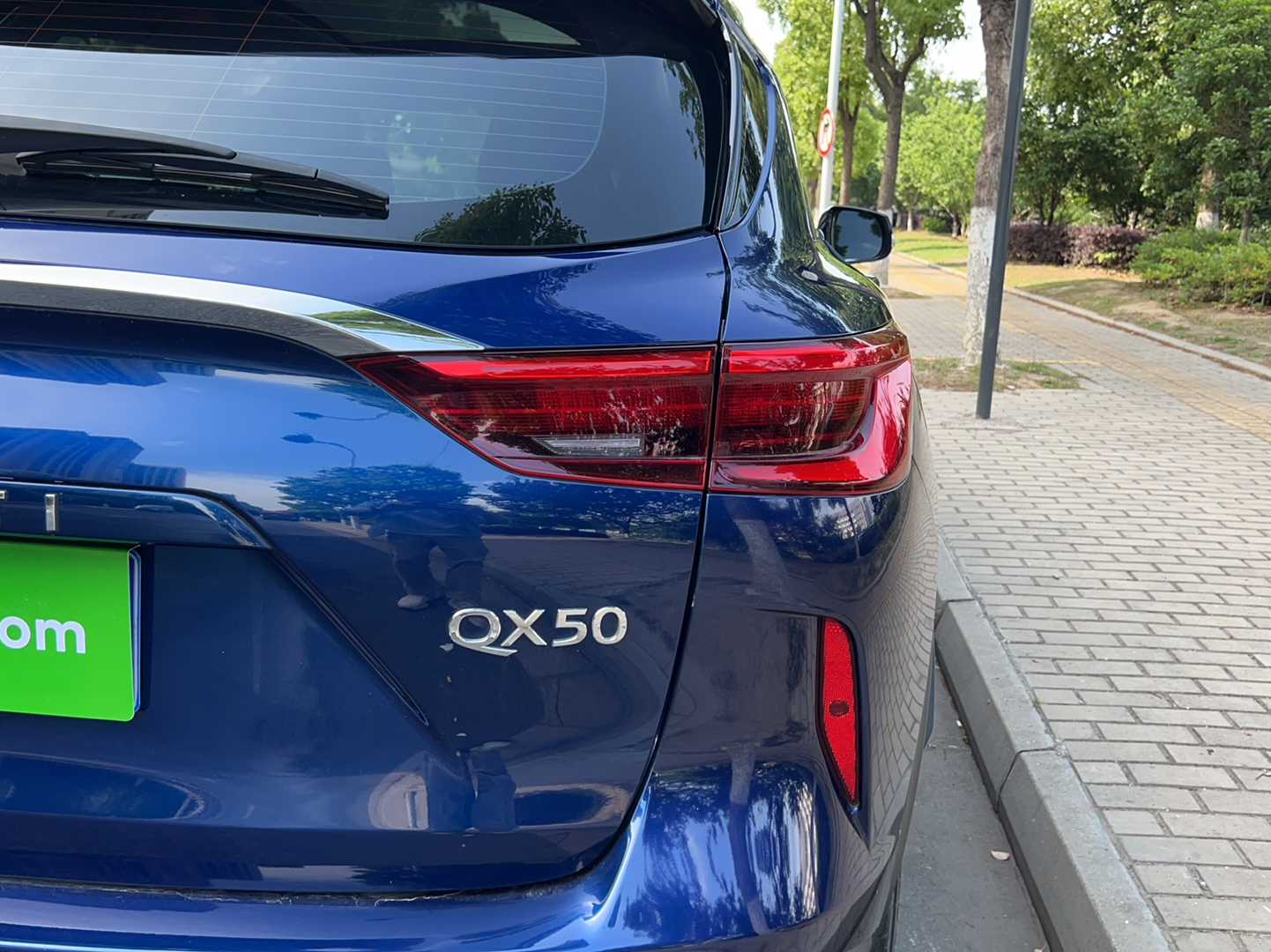 英菲尼迪QX50 2018款 2.0T 四驱菁英版