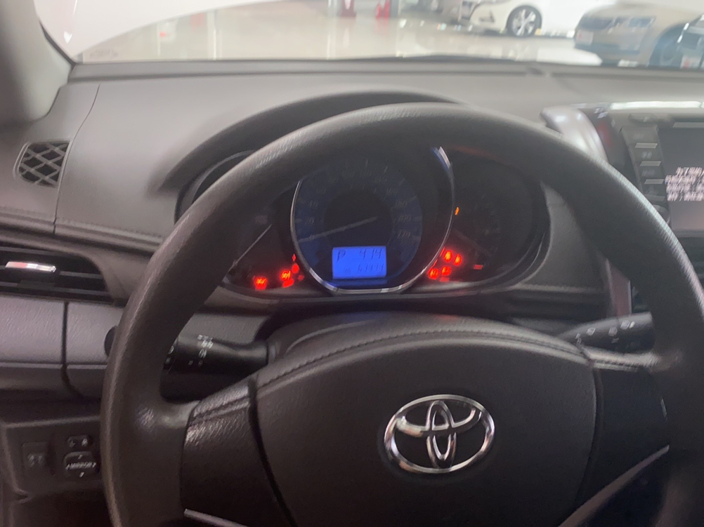 丰田 YARiS L 致炫 2015款 1.5E 自动魅动版