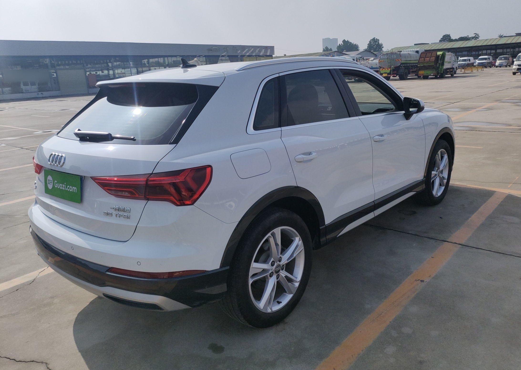 奥迪Q3 2020款 35 TFSI 时尚致雅型