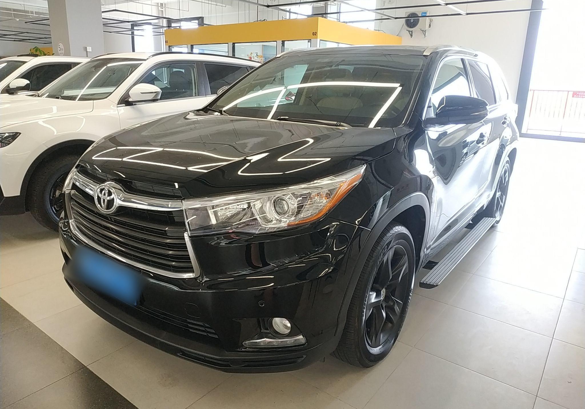 丰田 汉兰达 2015款 2.0T 四驱豪华版 7座