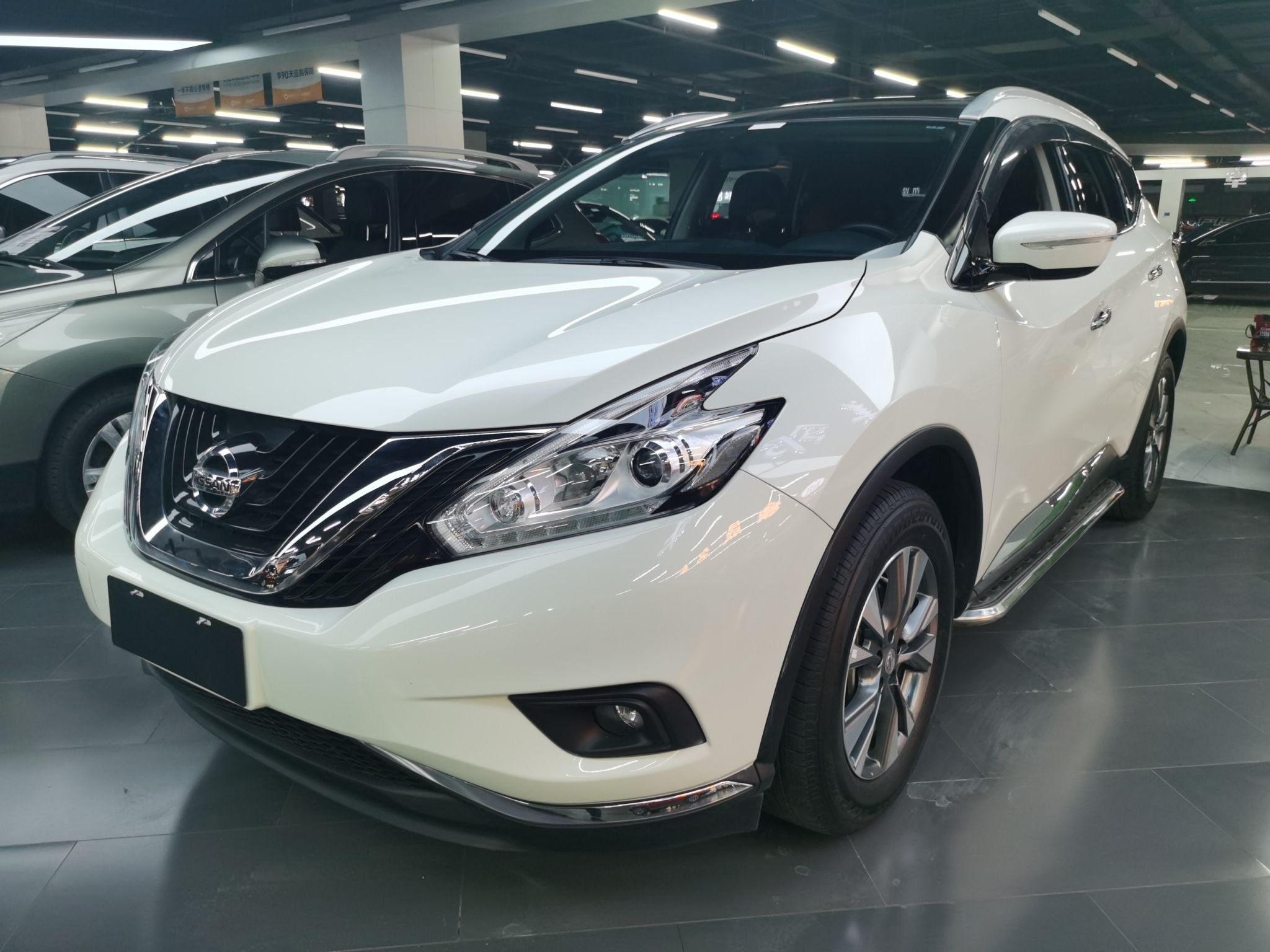 日产 楼兰 2021款 2.5L XE 两驱精英版