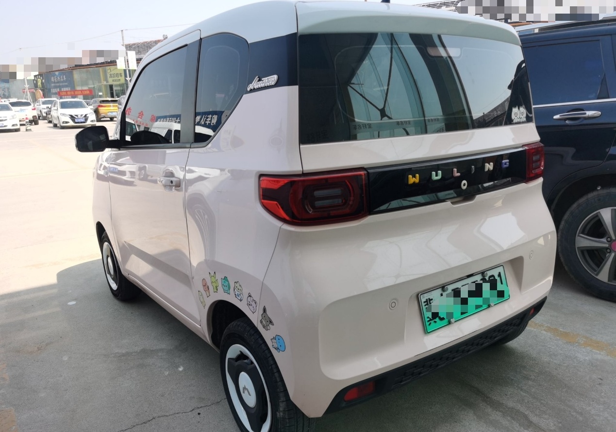 五菱汽车 宏光MINI EV 2021款 马卡龙时尚款 磷酸铁锂