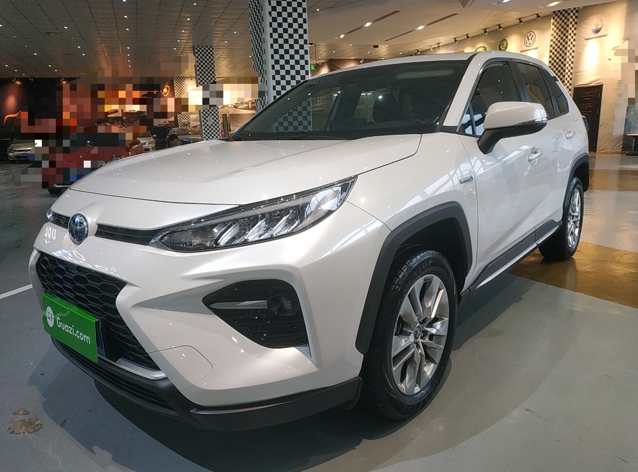 丰田 威兰达 2020款 双擎 2.5L CVT四驱豪华版