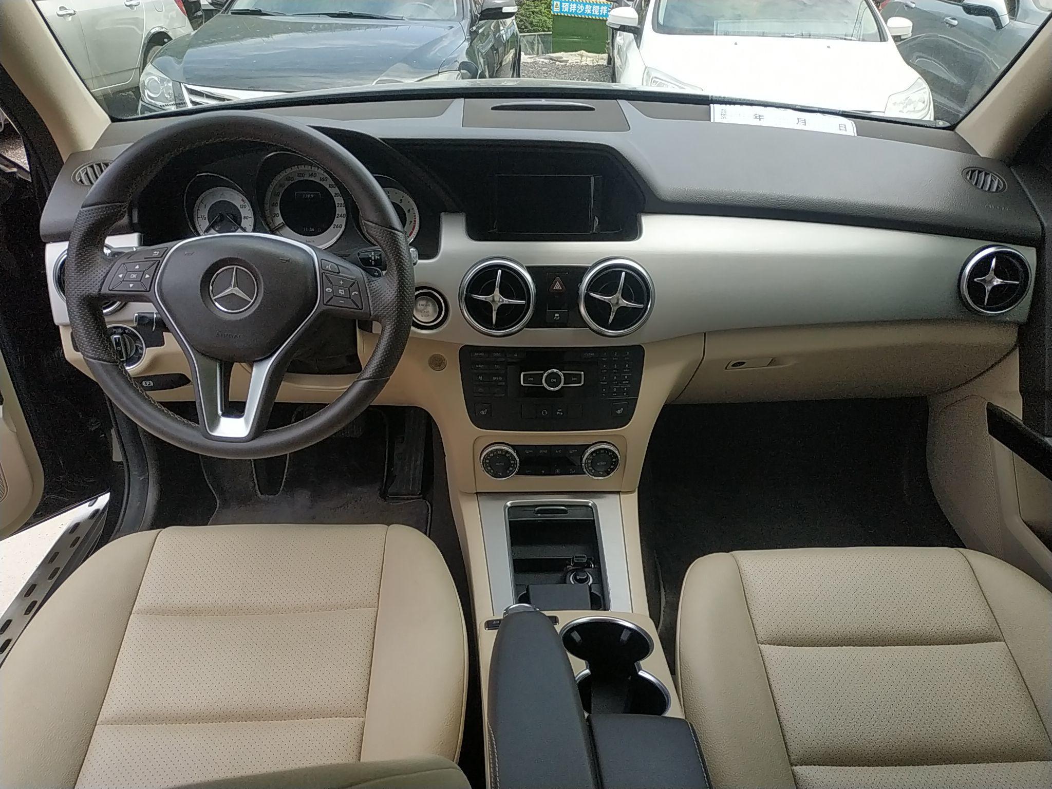 奔驰GLK级 2013款 改款 GLK 300 4MATIC 时尚型