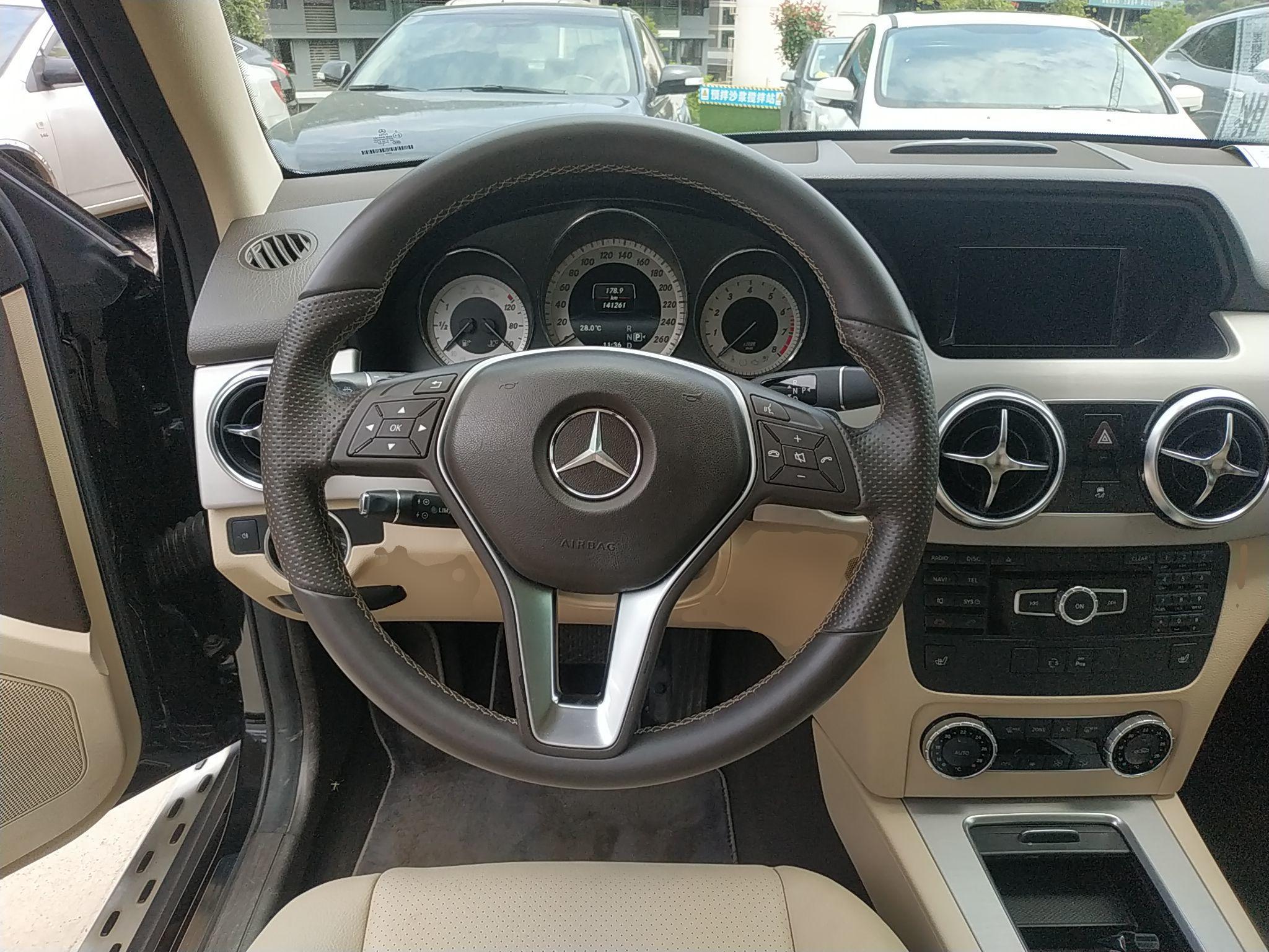 奔驰GLK级 2013款 改款 GLK 300 4MATIC 时尚型