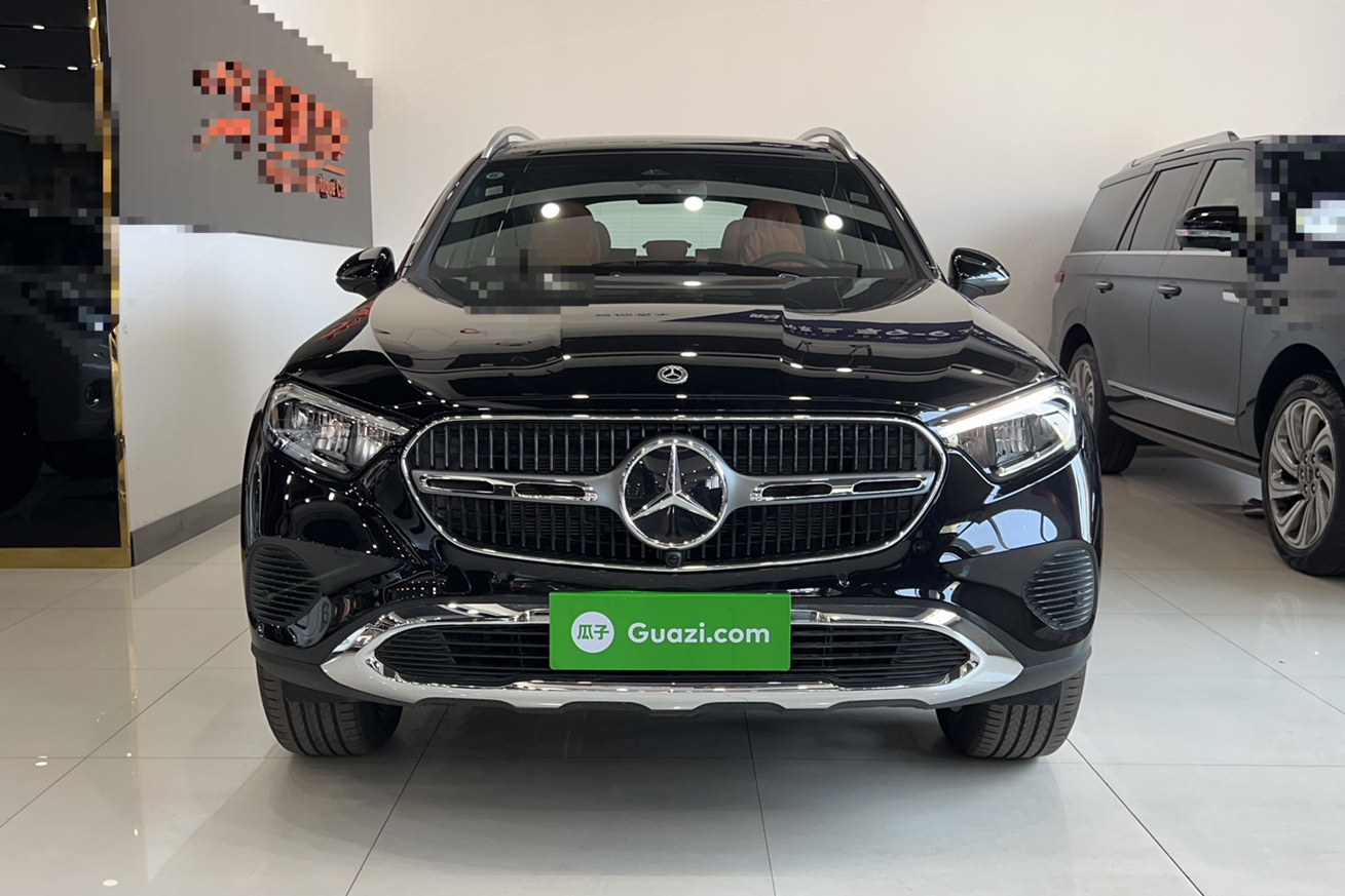 奔驰GLC级 2023款 GLC 260 L 4MATIC 动感型 7座