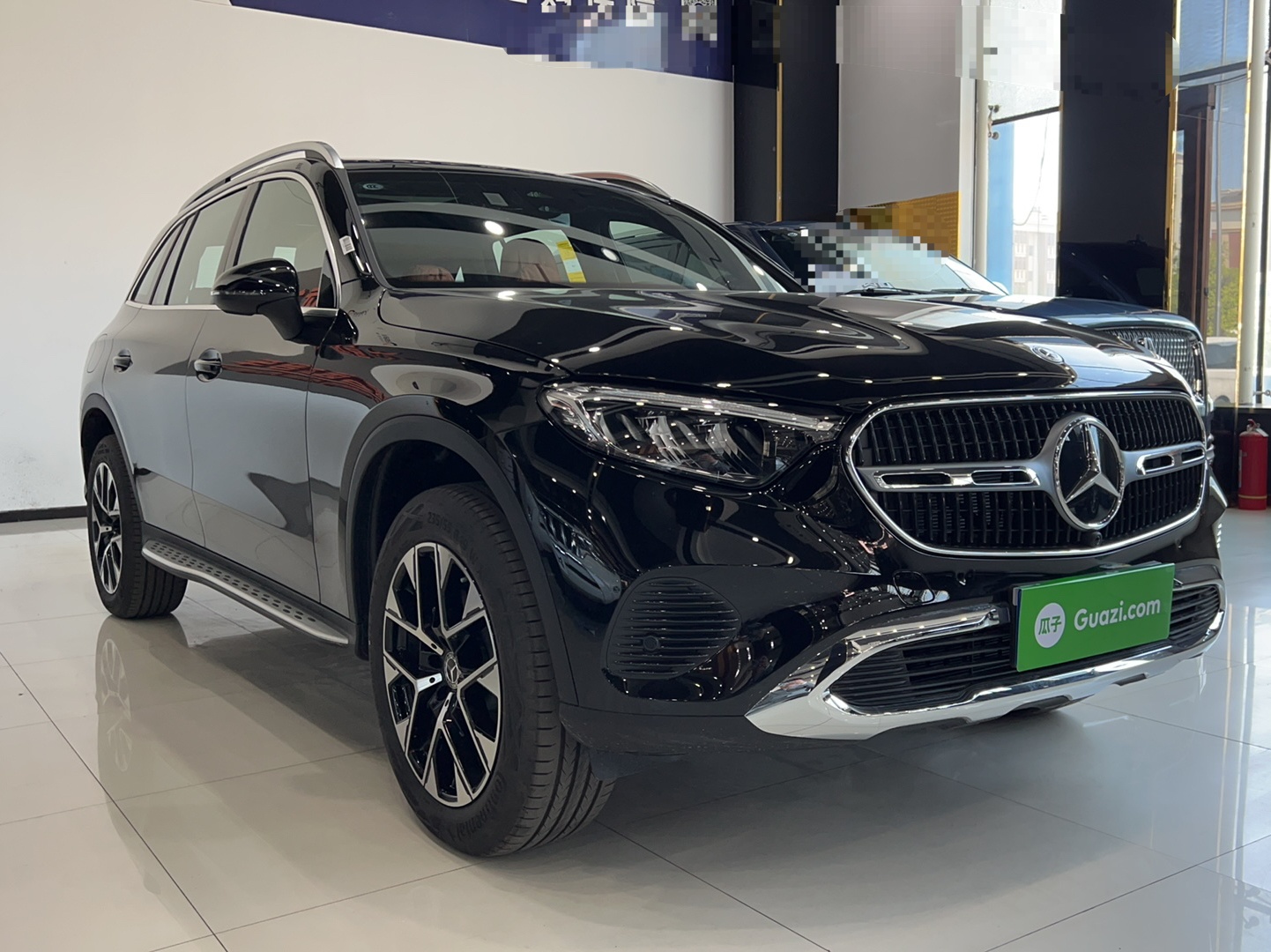 奔驰GLC级 2023款 GLC 260 L 4MATIC 动感型 7座