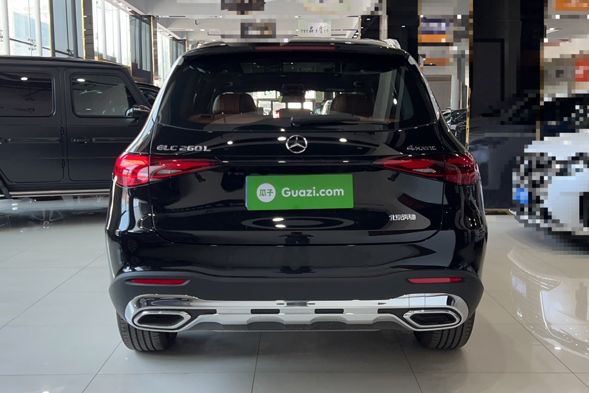 奔驰GLC级 2023款 GLC 260 L 4MATIC 动感型 7座