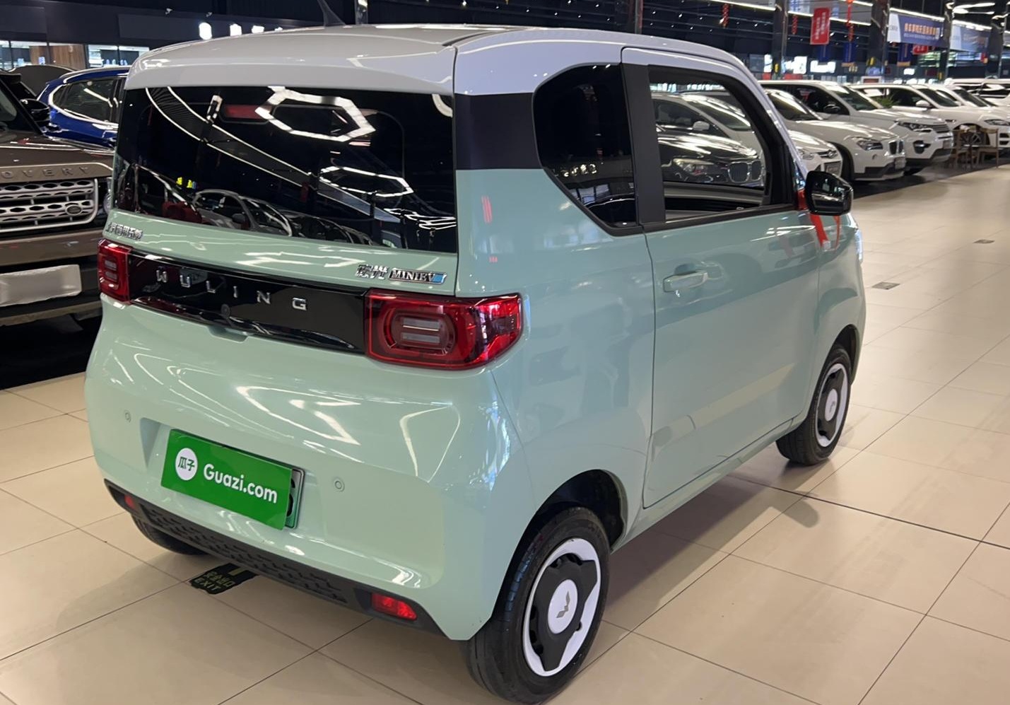 五菱汽车 宏光MINI EV 2021款 马卡龙时尚款 磷酸铁锂