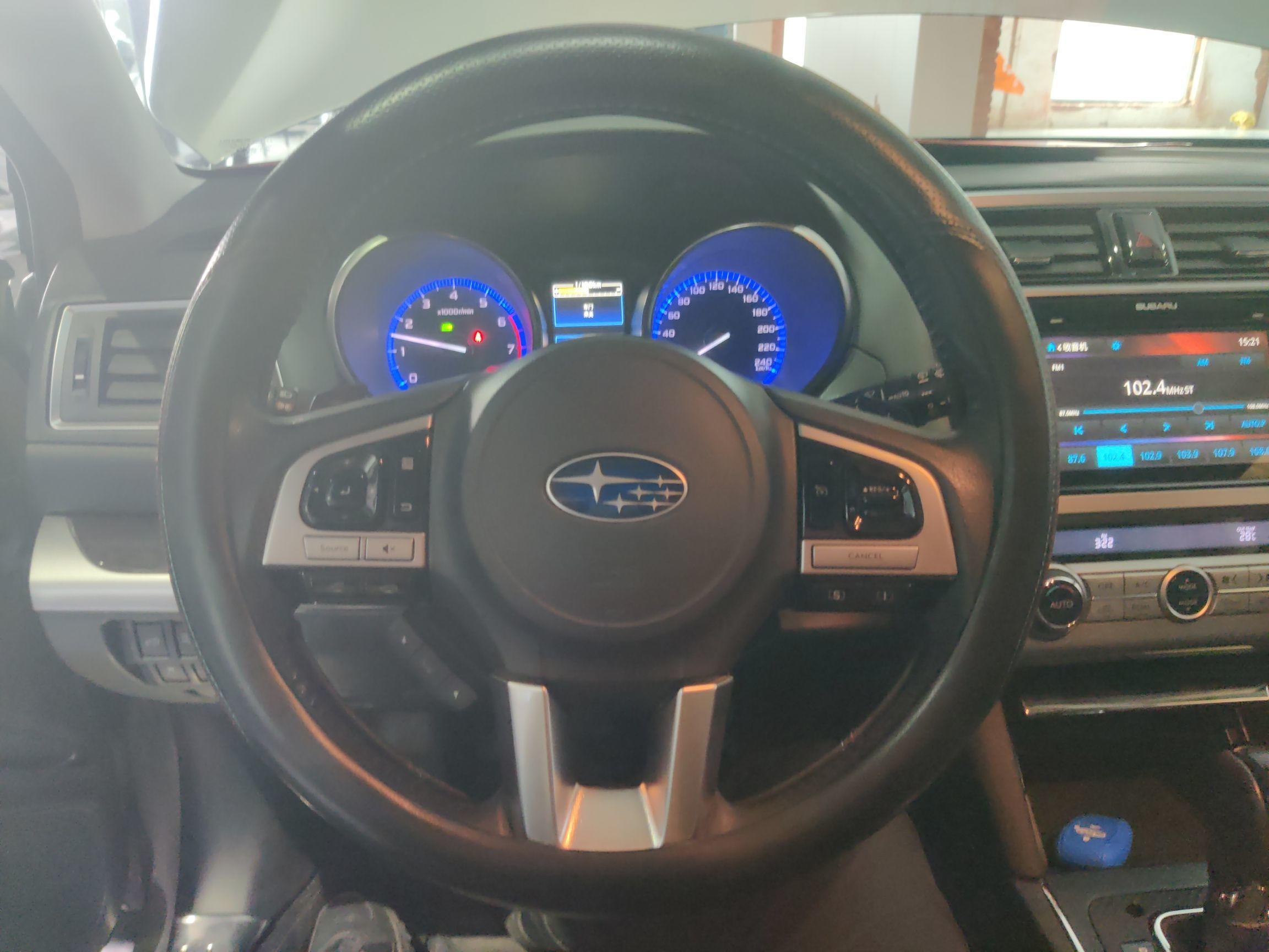 斯巴鲁 傲虎 2016款 2.5i 豪华导航版